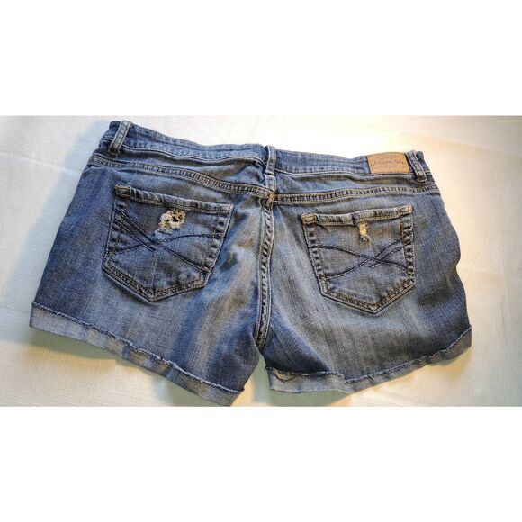 Womens Size 10 Aeropostale Midi Denim Shorts - Picture 2 of 8
